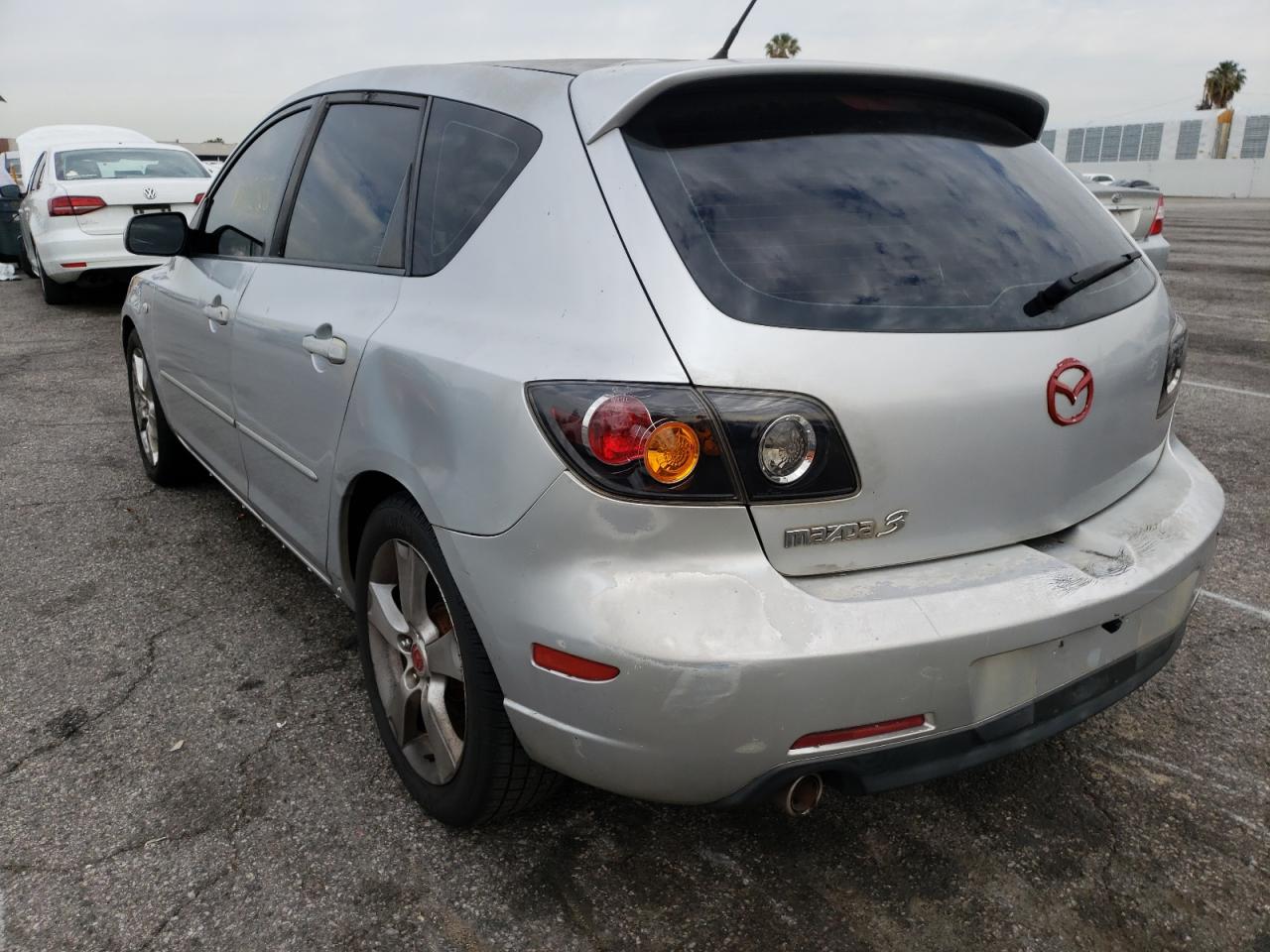 Photo 3 from auction – 2004 MAZDA 3 HATCHBAC with VIN JM1BK143X41137766