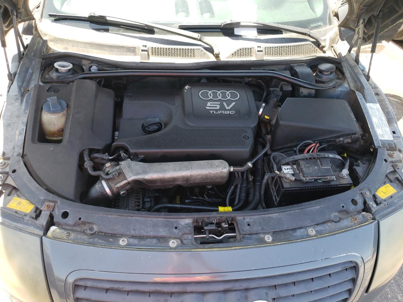 Photo 7 from auction – 2001 AUDI TT with VIN TRUTC28N711001566