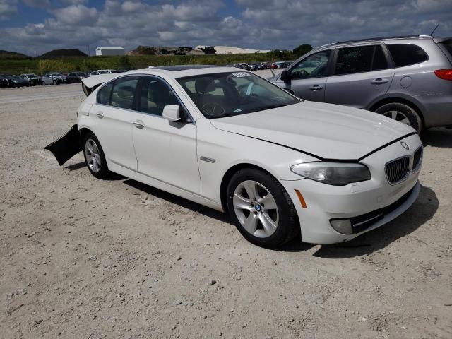BMW 528 I 2013 with VIN WBAXG5C54DDY31544 - Photo from auction