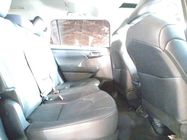 Photo 6 from auction – 2021 TOYOTA HIGHLANDER with VIN 5TDHZRBH0MS557252