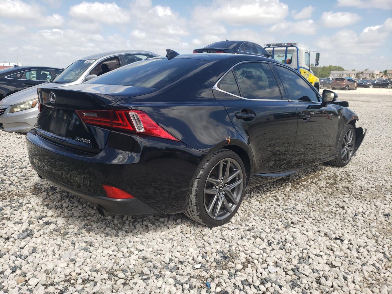 Photo 4 from auction – 2016 LEXUS IS 200T with VIN JTHBA1D24G5013417