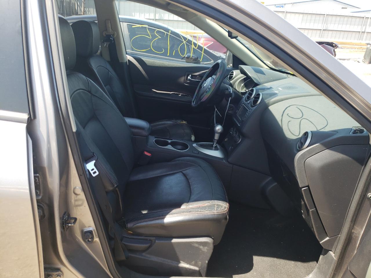 Photo 5 from auction – 2012 NISSAN ROGUE S with VIN JN8AS5MT5CW296946