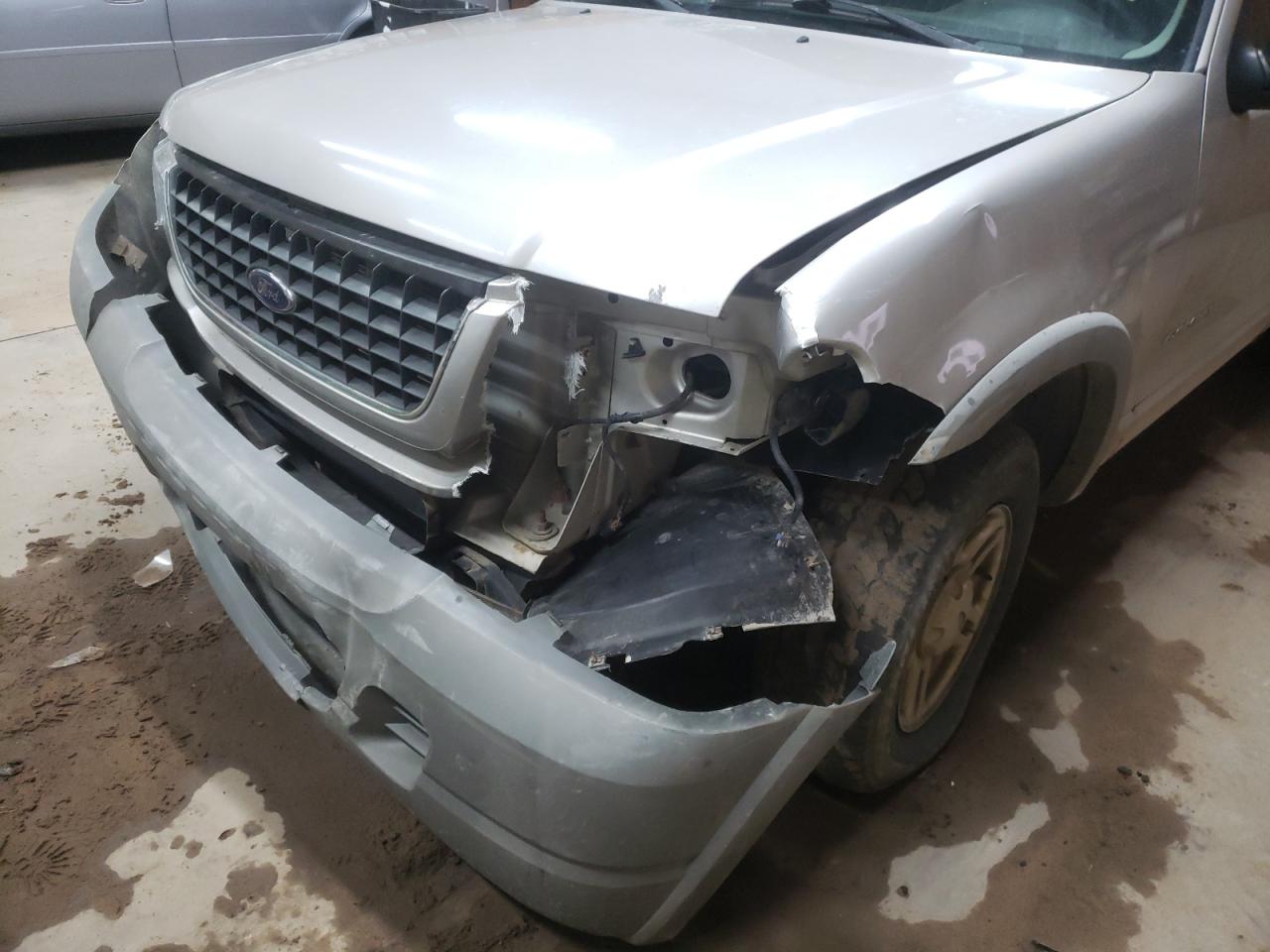 Photo 9 from auction – 2002 FORD EXPLORER X with VIN 1FMZU72EX2ZC29115