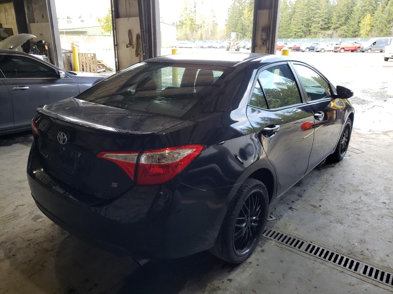 Photo 4 from auction – 2016 TOYOTA COROLLA L with VIN 2T1BURHE1GC729111