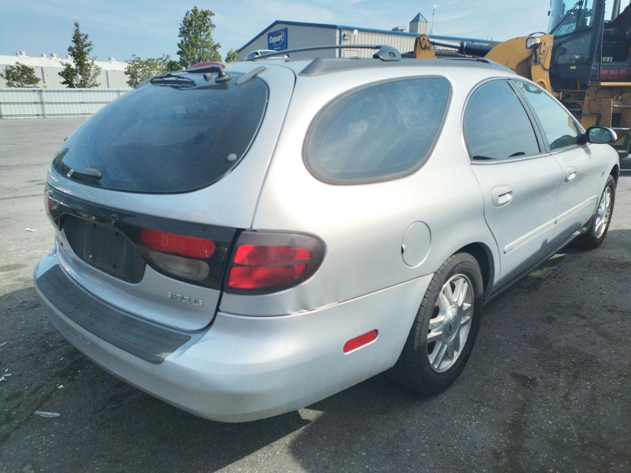 Photo 4 from auction – 2005 MERCURY SABLE LS P with VIN 1MEFM59S95A611418