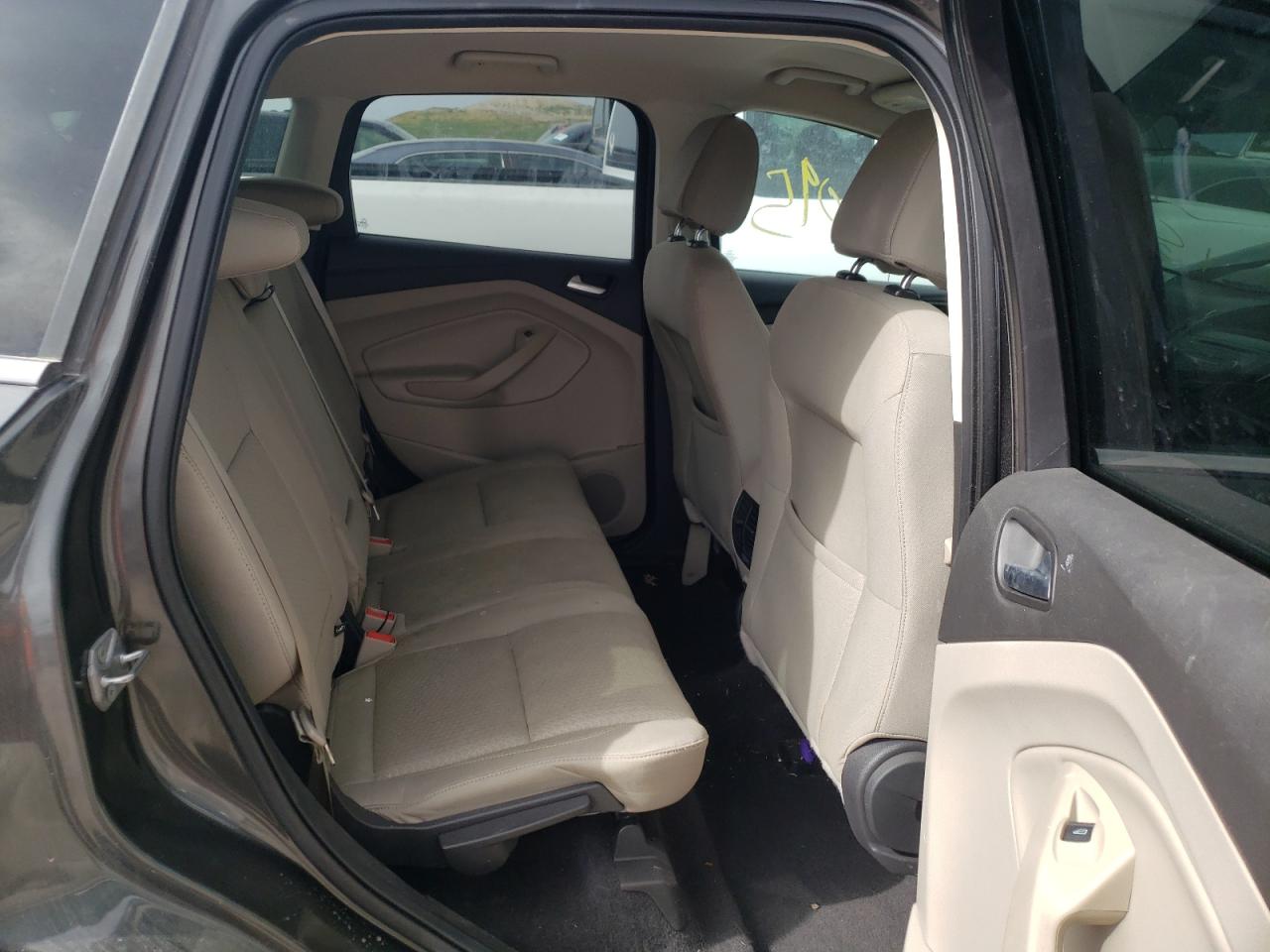 Photo 6 from auction – 2017 FORD ESCAPE SE with VIN 1FMCU0G94HUB46410