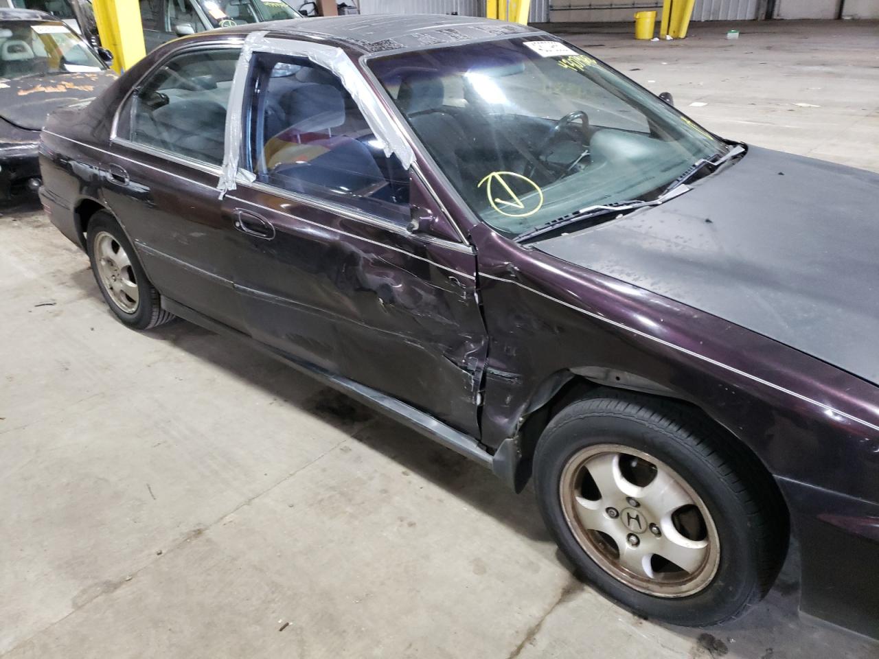 Photo 9 from auction – 1997 HONDA ACCORD SE with VIN 1HGCD5602VA152449