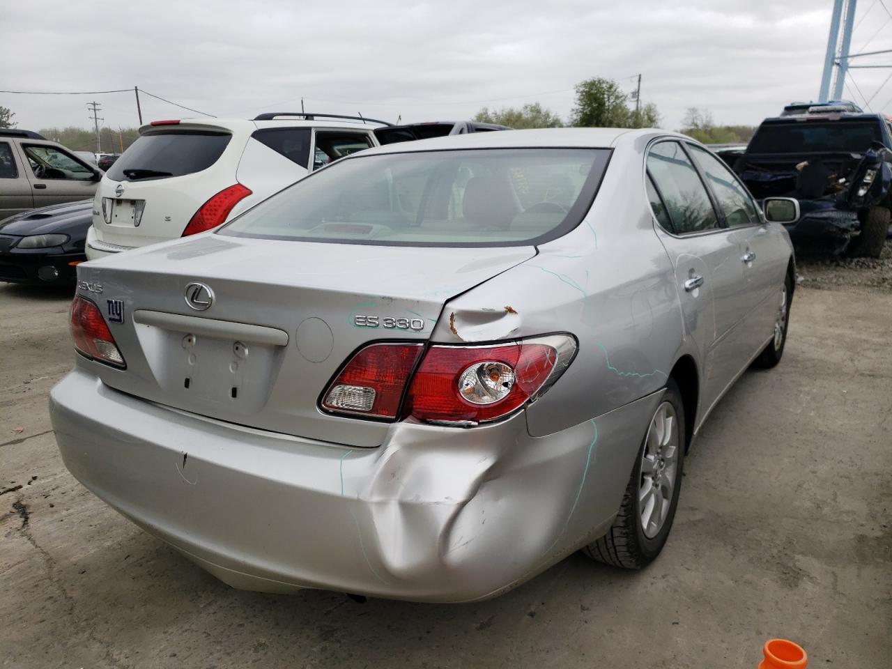 Photo 4 from auction – 2004 LEXUS ES 330 with VIN JTHBA30G140019357