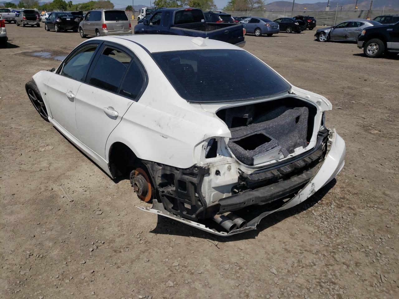 Photo 3 from auction – 2009 BMW 328 I SULE with VIN WBAPH57599NL77591