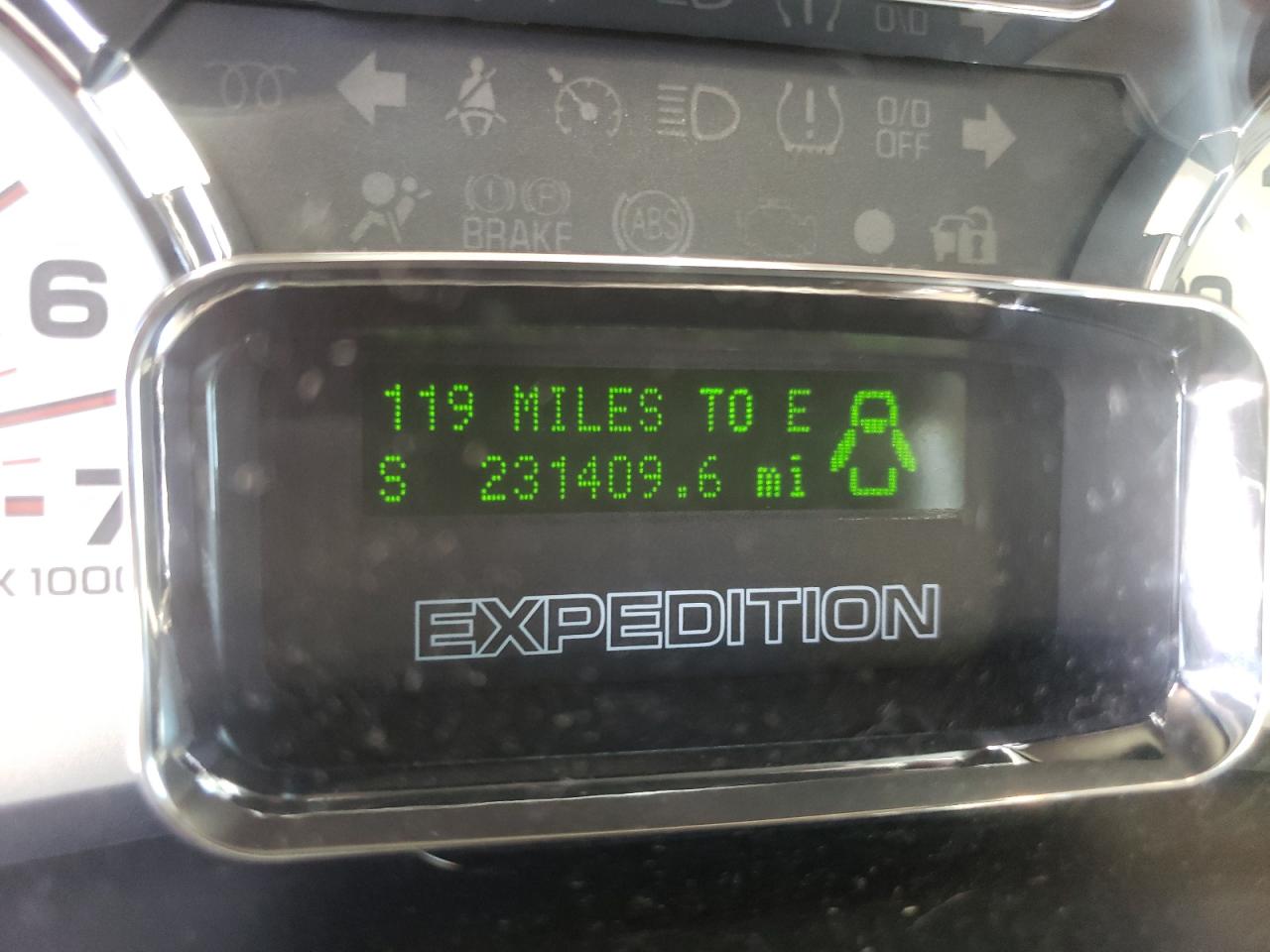 Photo 8 from auction – 2007 FORD EXPEDITION with VIN 1FMFK18597LA14199