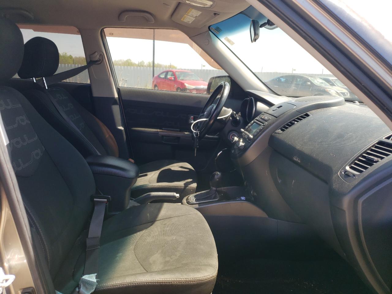 Photo 5 from auction – 2013 KIA SOUL + with VIN KNDJT2A63D7626178