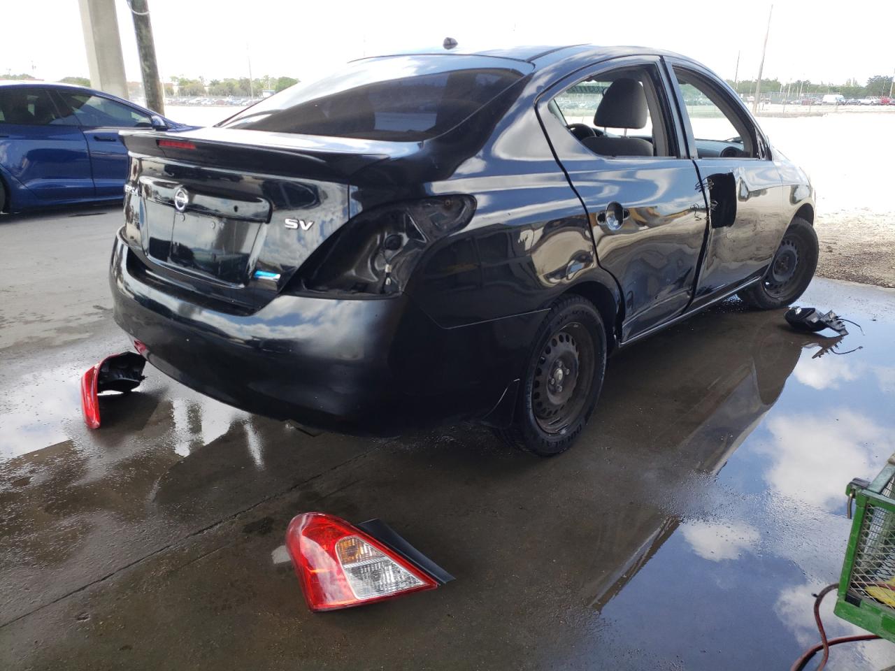 Photo 4 from auction – 2013 NISSAN VERSA S with VIN 3N1CN7AP2DL835872