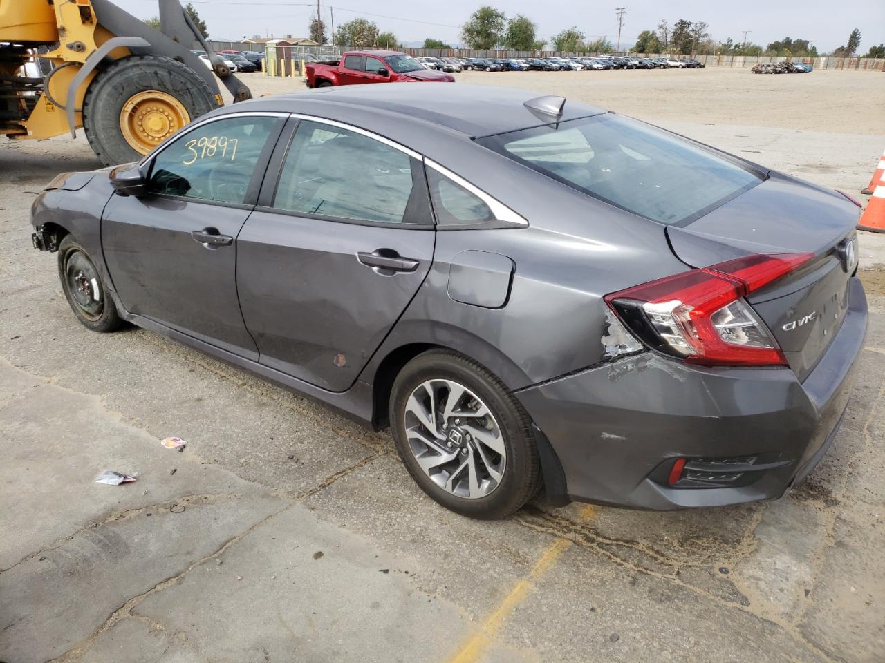 Photo 3 from auction – 2018 HONDA CIVIC EX with VIN 2HGFC2F77JH537416