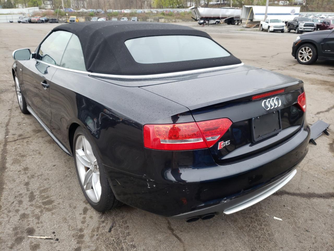 Photo 3 from auction – 2011 AUDI S5 PREMIUM with VIN WAUCGAFH2BN016179
