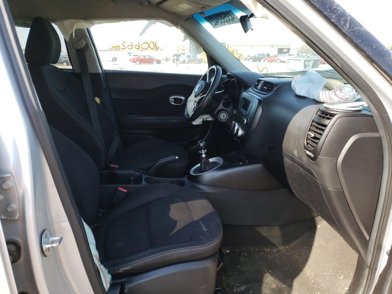 Photo 5 from auction – 2016 KIA SOUL with VIN KNDJN2A20G7822932