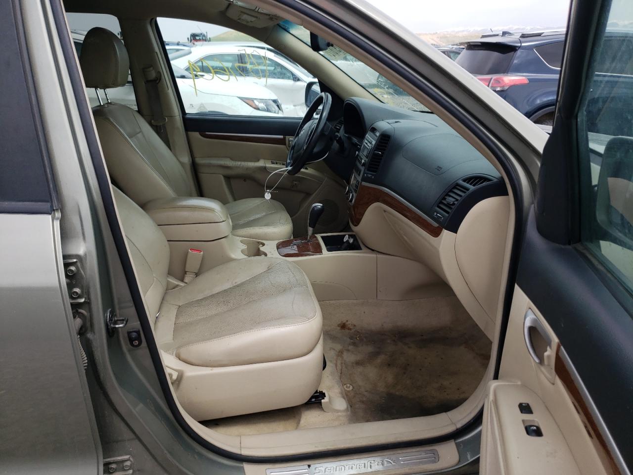 Photo 5 from auction – 2007 HYUNDAI SANTA FE S with VIN 5NMSH73E37H115462