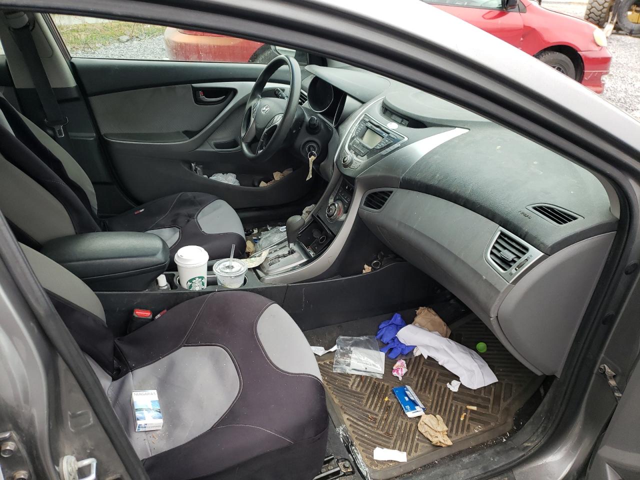 Photo 5 from auction – 2013 HYUNDAI ELANTRA GL with VIN 5NPDH4AE9DH204591