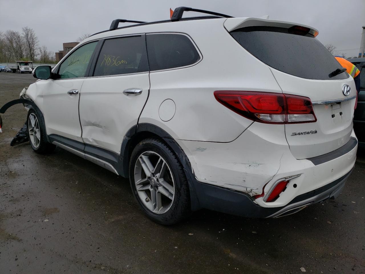 Photo 3 from auction – 2017 HYUNDAI SANTA FE S with VIN KM8SRDHF3HU212468