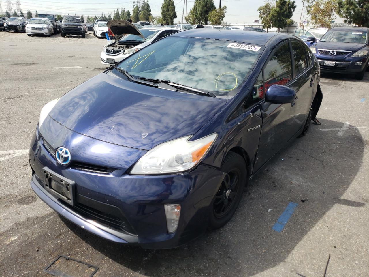 Photo 2 from auction – 2013 TOYOTA PRIUS with VIN JTDKN3DU1D0348324