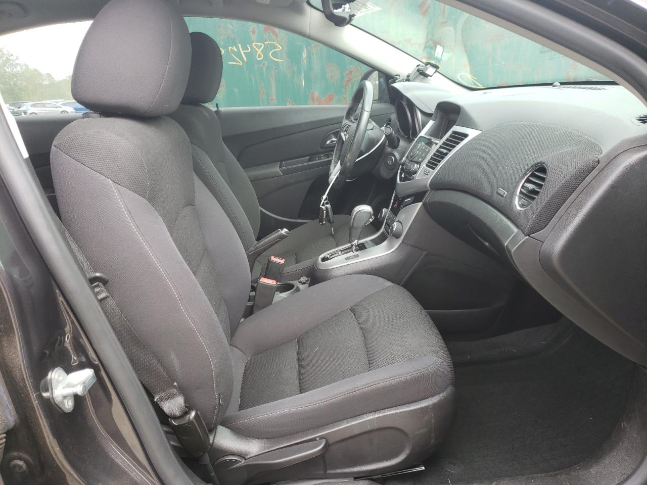Photo 5 from auction – 2014 CHEVROLET CRUZE LT with VIN 1G1PC5SB2E7355244
