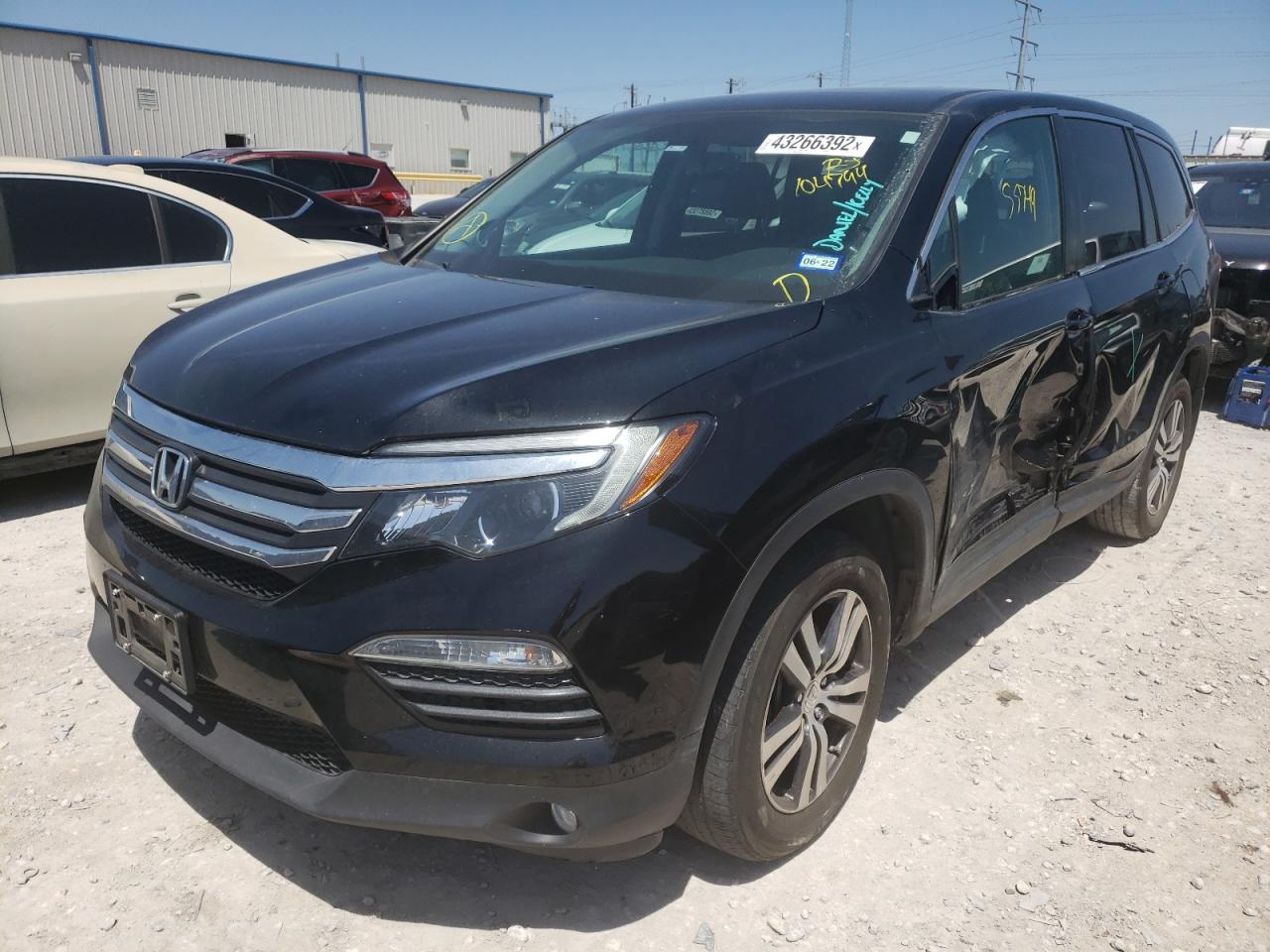 Photo 2 from auction – 2016 HONDA PILOT EXL with VIN 5FNYF6H50GB104794