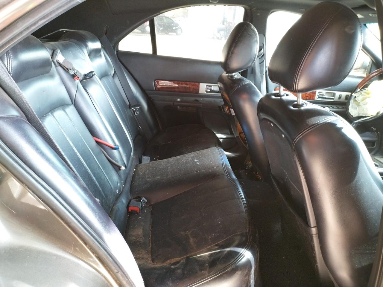 Photo 6 from auction – 2003 LINCOLN LS with VIN 1LNHM86S93Y699046