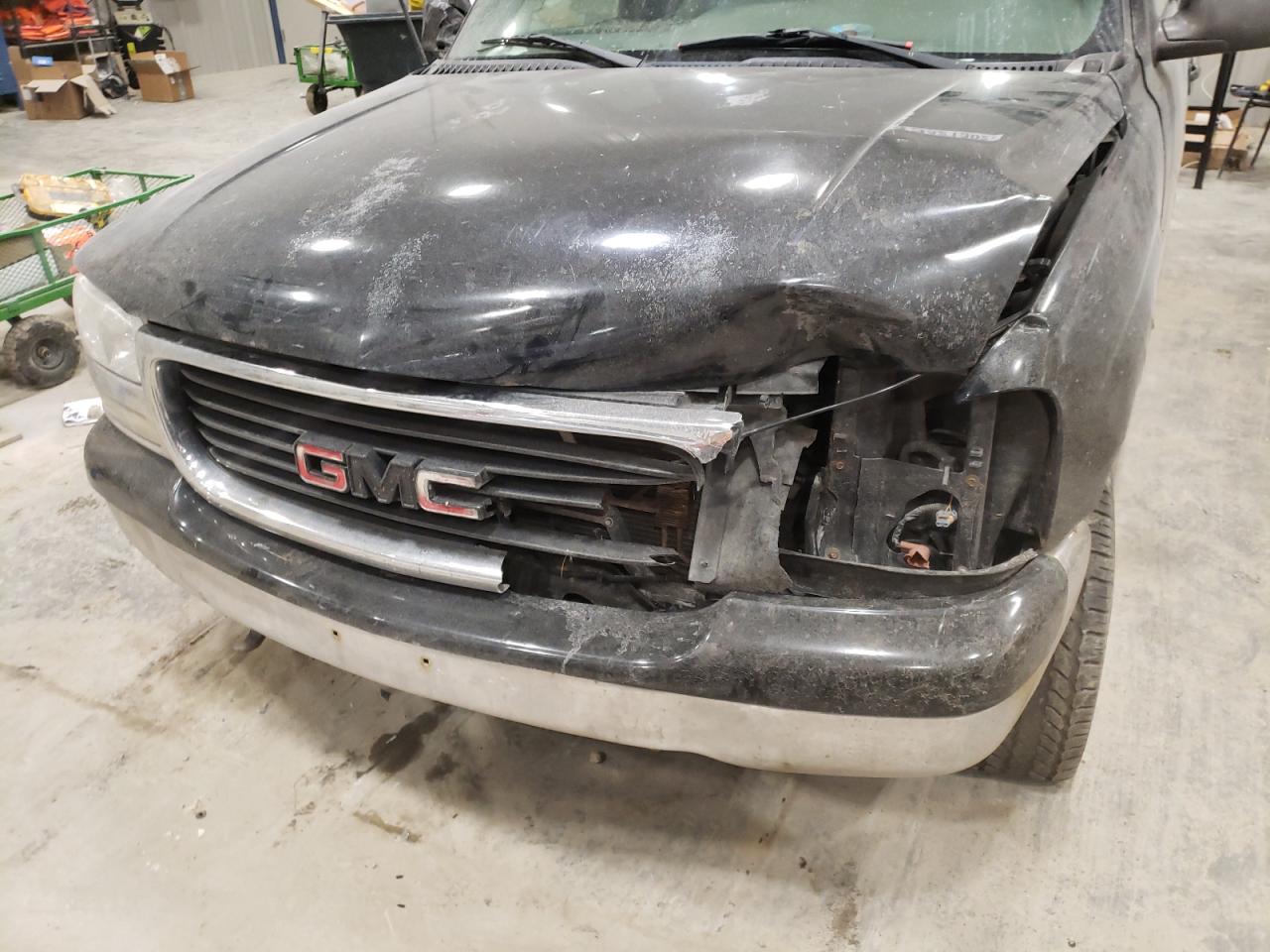 Photo 9 from auction – 2002 GMC YUKON with VIN 1GKEK13Z62J149255