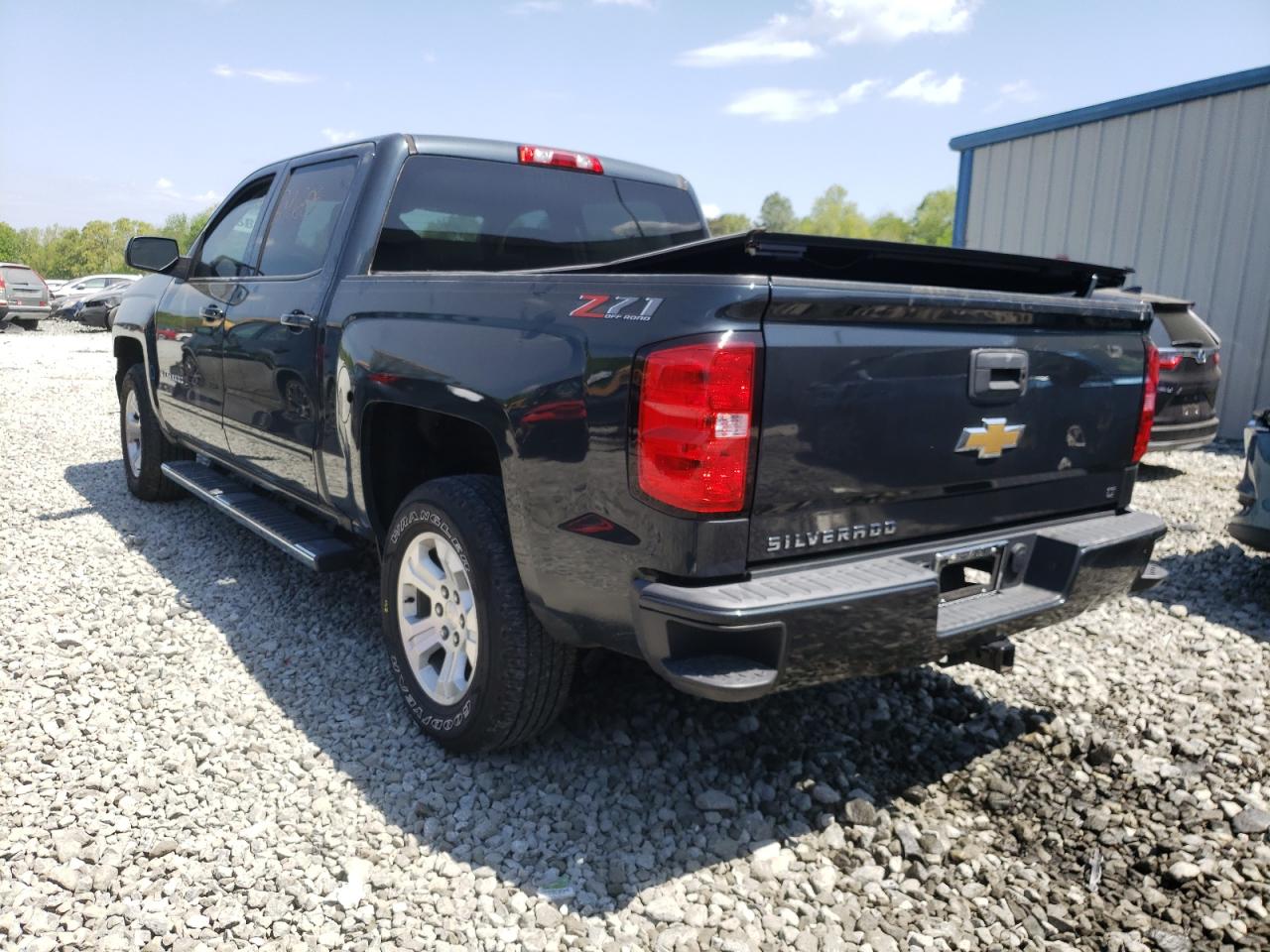 Photo 3 from auction – 2018 CHEVROLET SILVERADO with VIN 3GCUKREC9JG303956