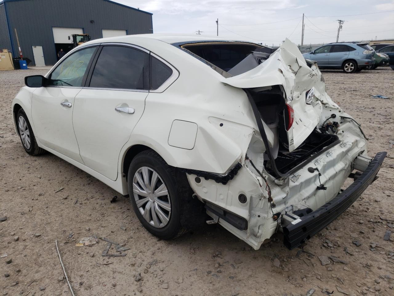 Photo 3 from auction – 2016 NISSAN ALTIMA 2.5 with VIN 1N4AL3AP4GC246332