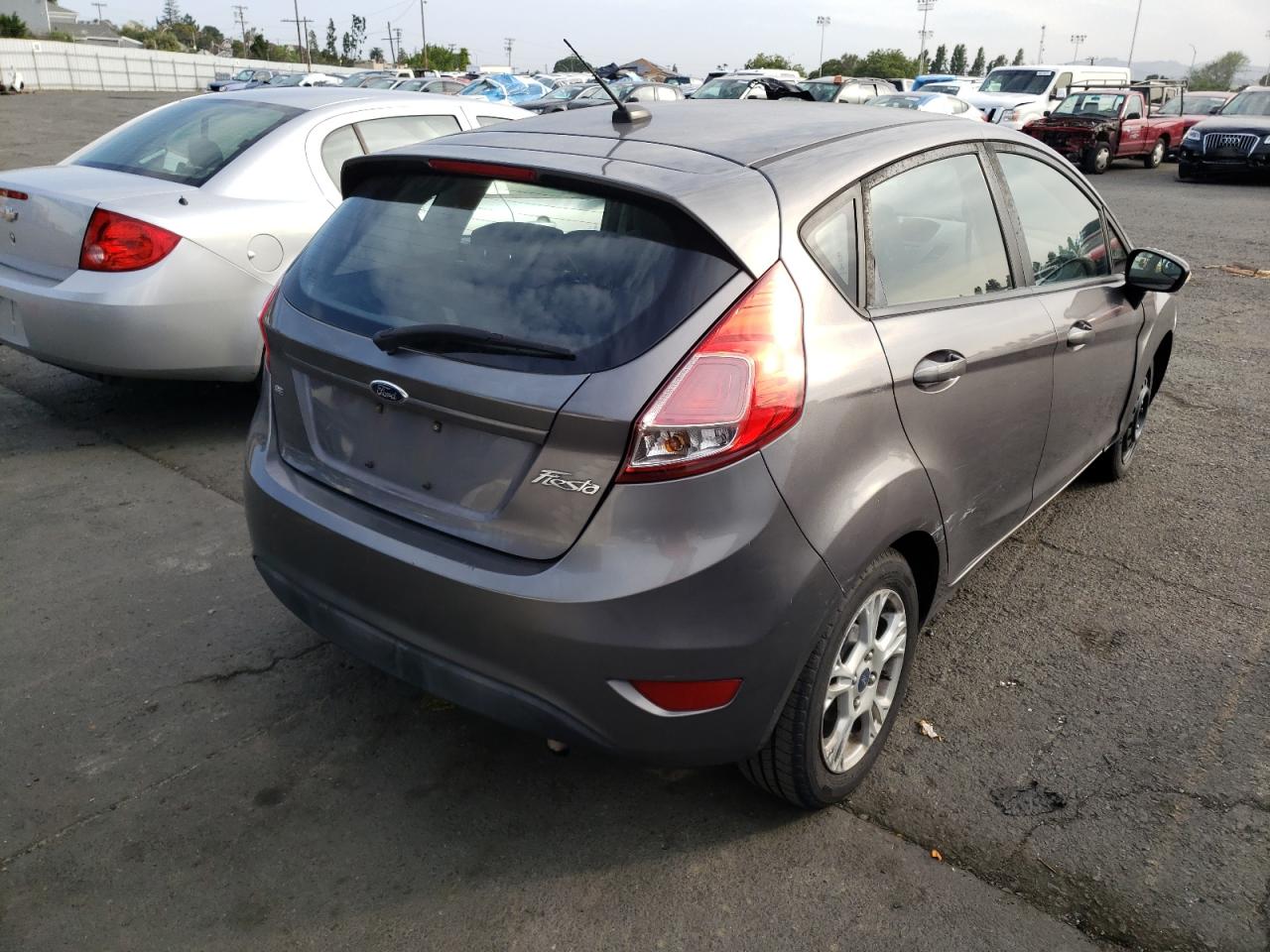 Photo 4 from auction – 2014 FORD FIESTA SE with VIN 3FADP4EJXEM221153