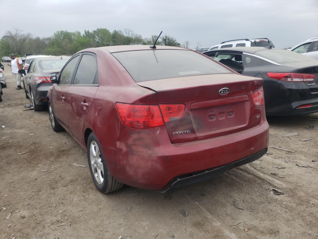 Photo 3 from auction – 2010 KIA FORTE EX with VIN KNAFU4A28A5253395
