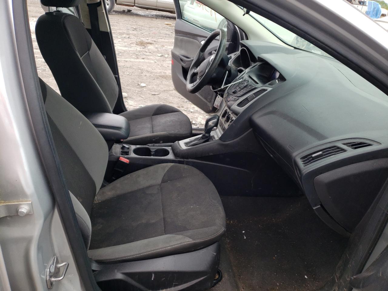 Photo 5 from auction – 2014 FORD FOCUS SE with VIN 1FADP3F24EL367793