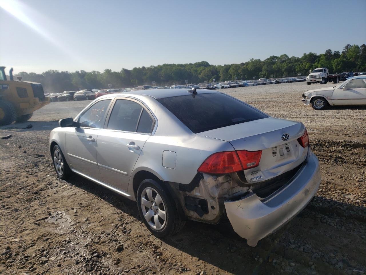 Photo 3 from auction – 2010 KIA OPTIMA LX with VIN KNAGG4A86A5375608
