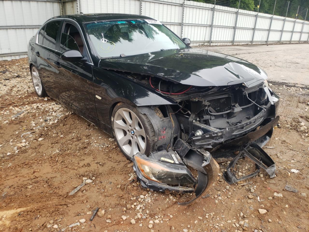 BMW 330 I 2006 with VIN WBAVB33536AZ85614 - Photo from auction