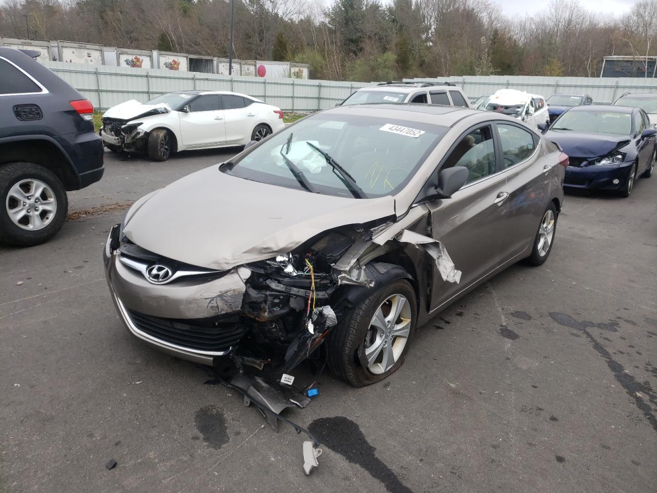 Photo 2 from auction – 2016 HYUNDAI ELANTRA SE with VIN 5NPDH4AE5GH791067
