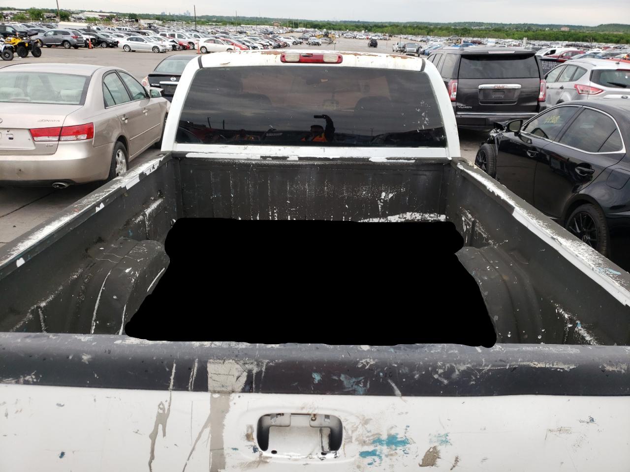 Photo 6 from auction – 2005 GMC NEW SIERRA with VIN 2GTEC19V751149180