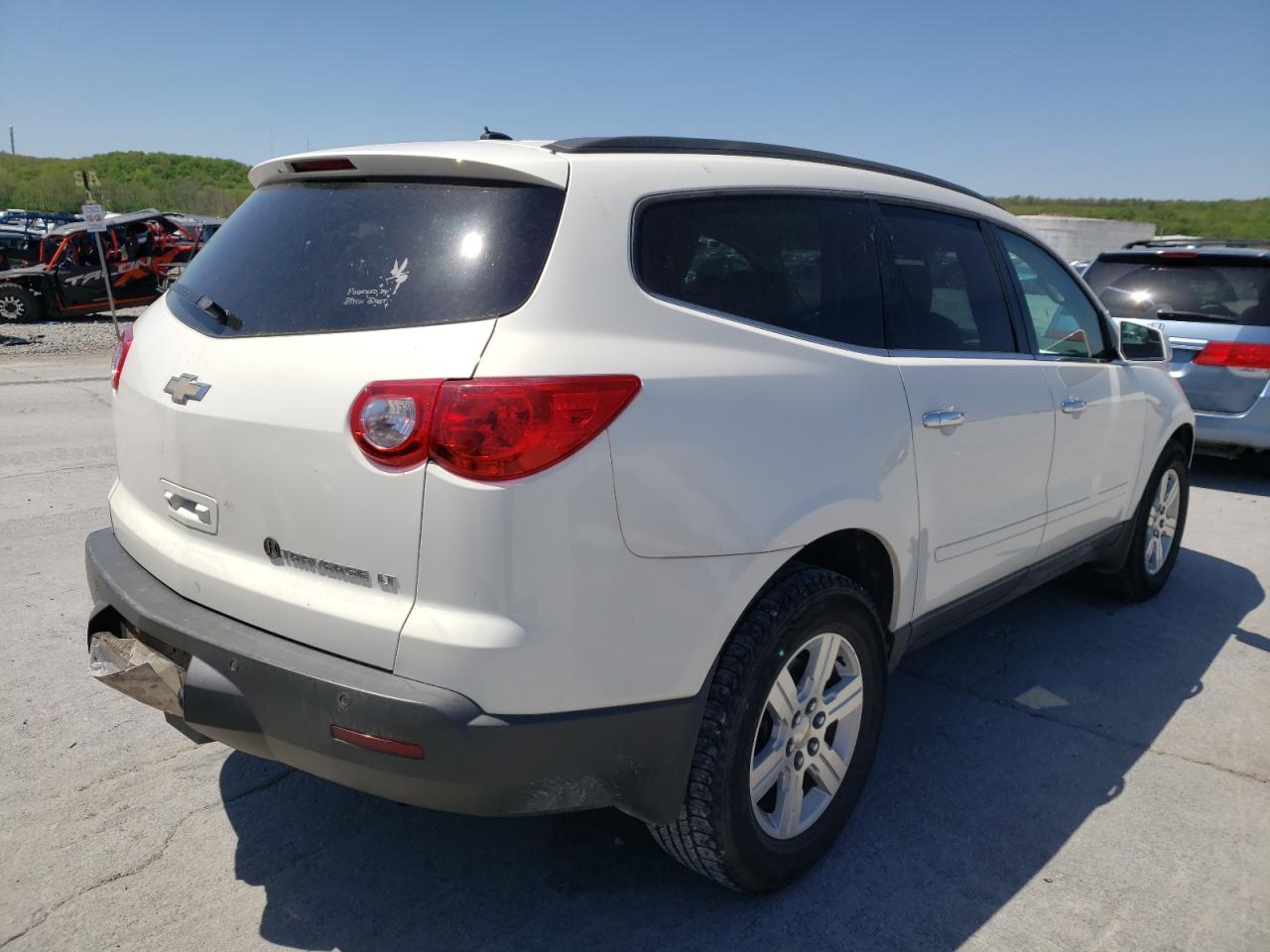 Photo 4 from auction – 2010 CHEVROLET TRAVERSE L with VIN 1GNLRGEDXAJ208350