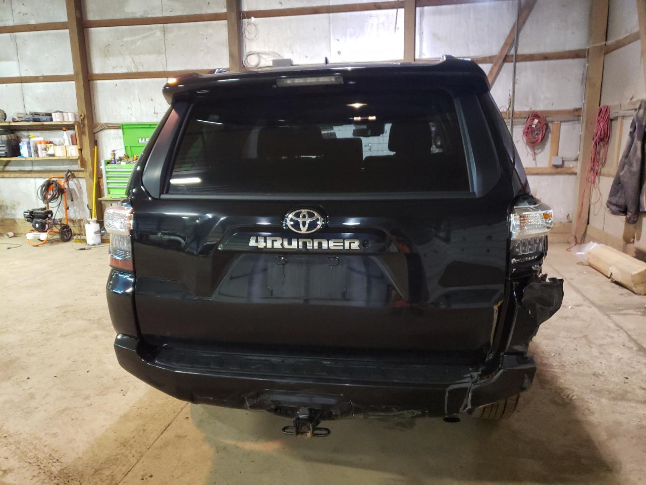Photo 9 from auction – 2021 TOYOTA 4RUNNER SR with VIN JTEMU5JR9M5853761