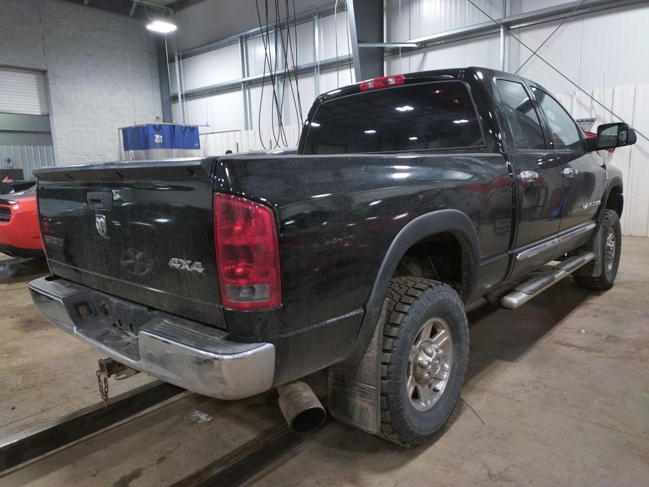 Photo 4 from auction – 2004 DODGE RAM 3500 S with VIN 3D7LU38C64G236600