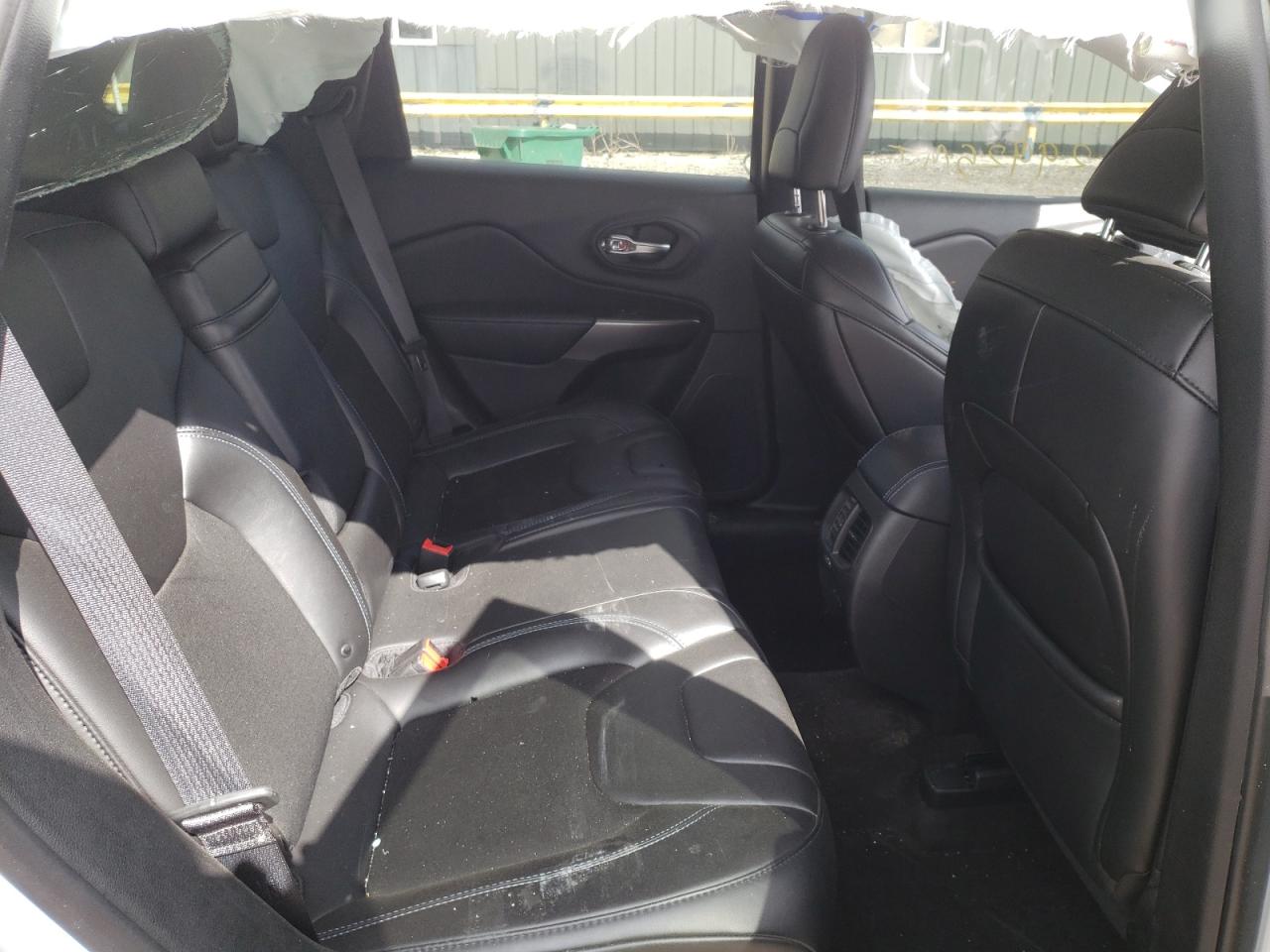Photo 6 from auction – 2019 JEEP CHEROKEE L with VIN 1C4PJLLB8KD222159