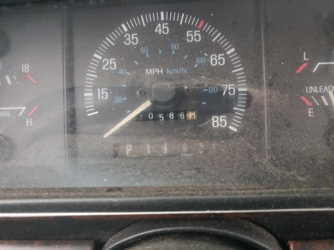Photo 8 from auction – 1990 FORD F150 with VIN 1FTEF14Y1LNA10778