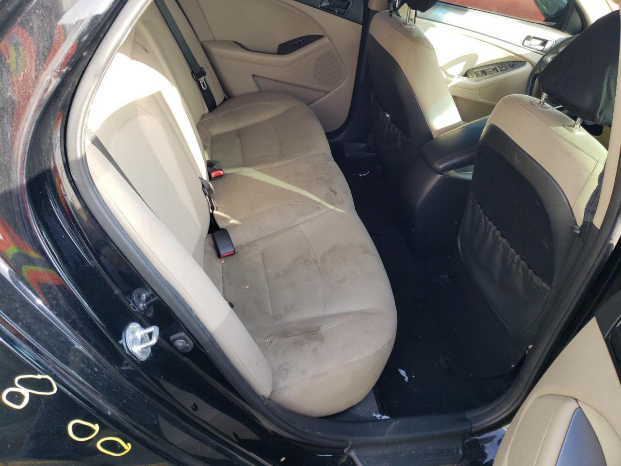 Photo 6 from auction – 2015 KIA OPTIMA LX with VIN 5XXGM4A74FG445967