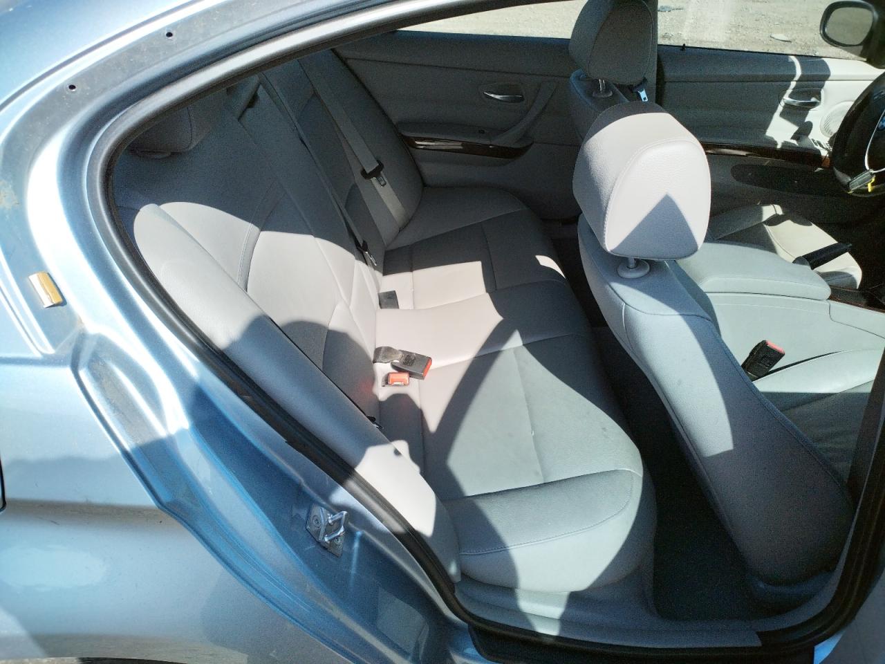 Photo 6 from auction – 2011 BMW 328 I SULE with VIN WBAPH5G53BNM77191
