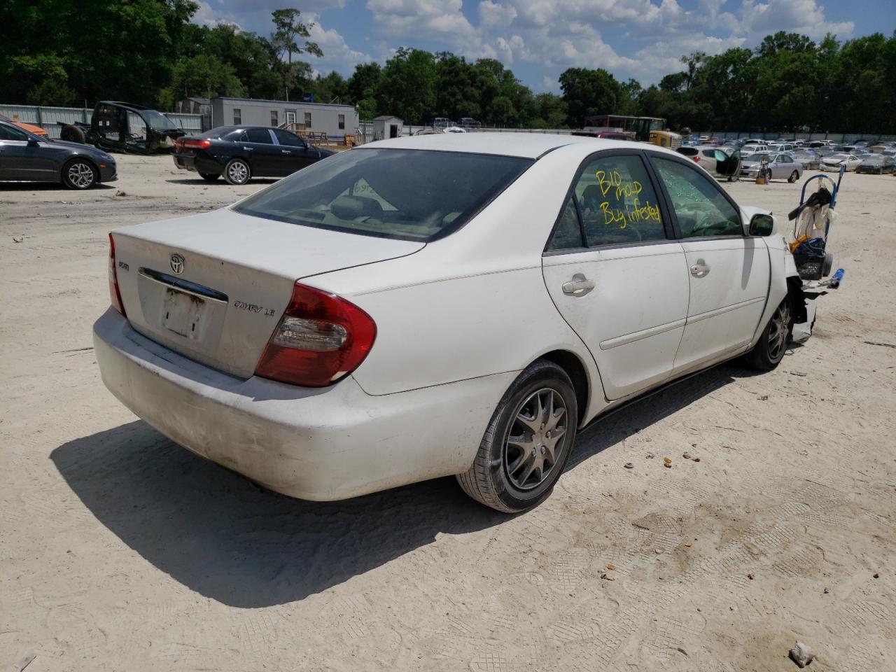 Photo 4 from auction – 2004 TOYOTA CAMRY LE with VIN 4T1BE32K94U275208