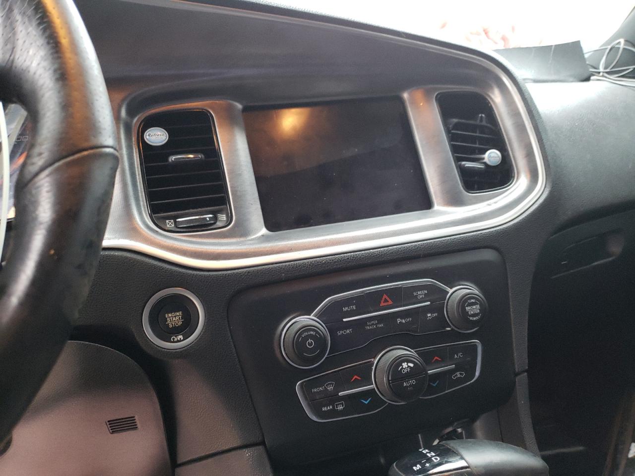 Photo 9 from auction – 2018 DODGE CHARGER R/ with VIN 2C3CDXGJ0JH188478