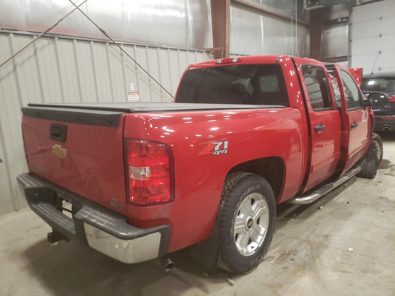 Photo 16 from auction – 2011 CHEVROLET SILVERADO with VIN 1GCPKSE36BF226356