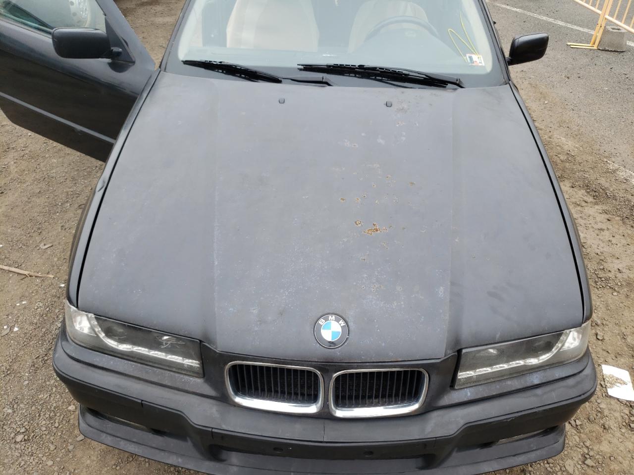 Photo 7 from auction – 1995 BMW 318 TI with VIN WBACG5325SAM50904