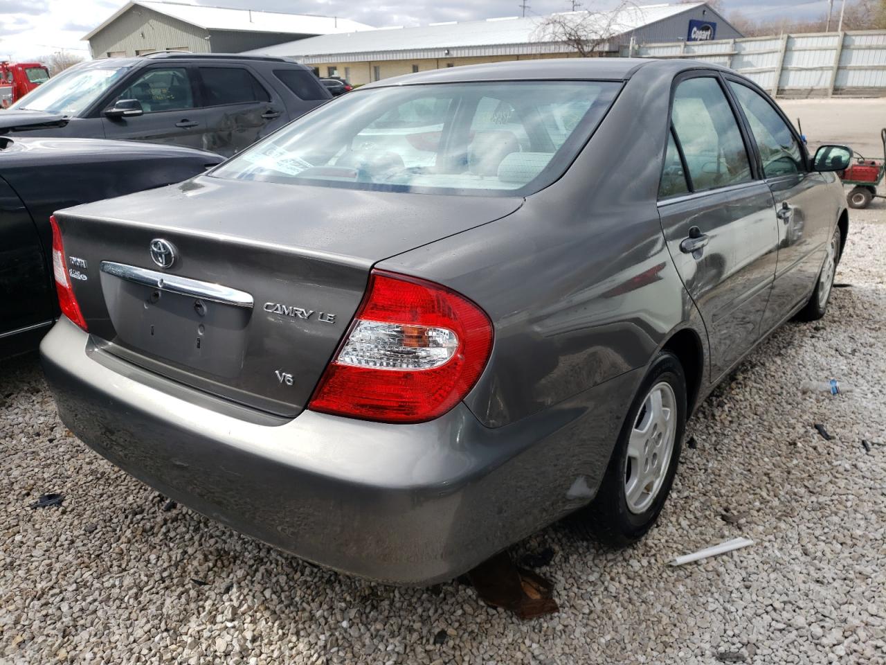 Photo 4 from auction – 2002 TOYOTA CAMRY LE with VIN 4T1BF30K72U509486