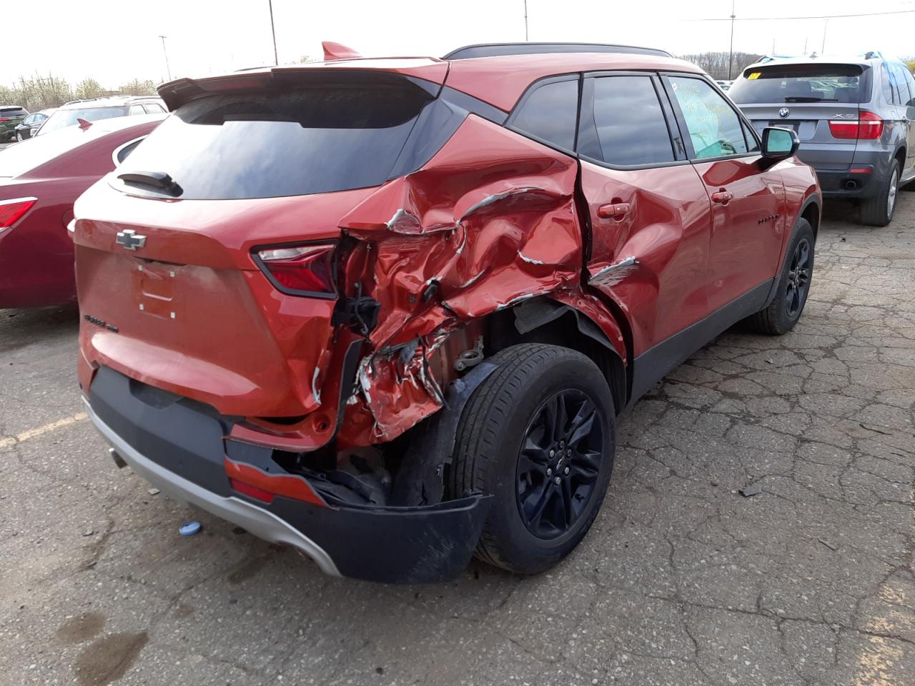 Photo 4 from auction – 2021 CHEVROLET BLAZER 2LT with VIN 3GNKBHRSXMS554819