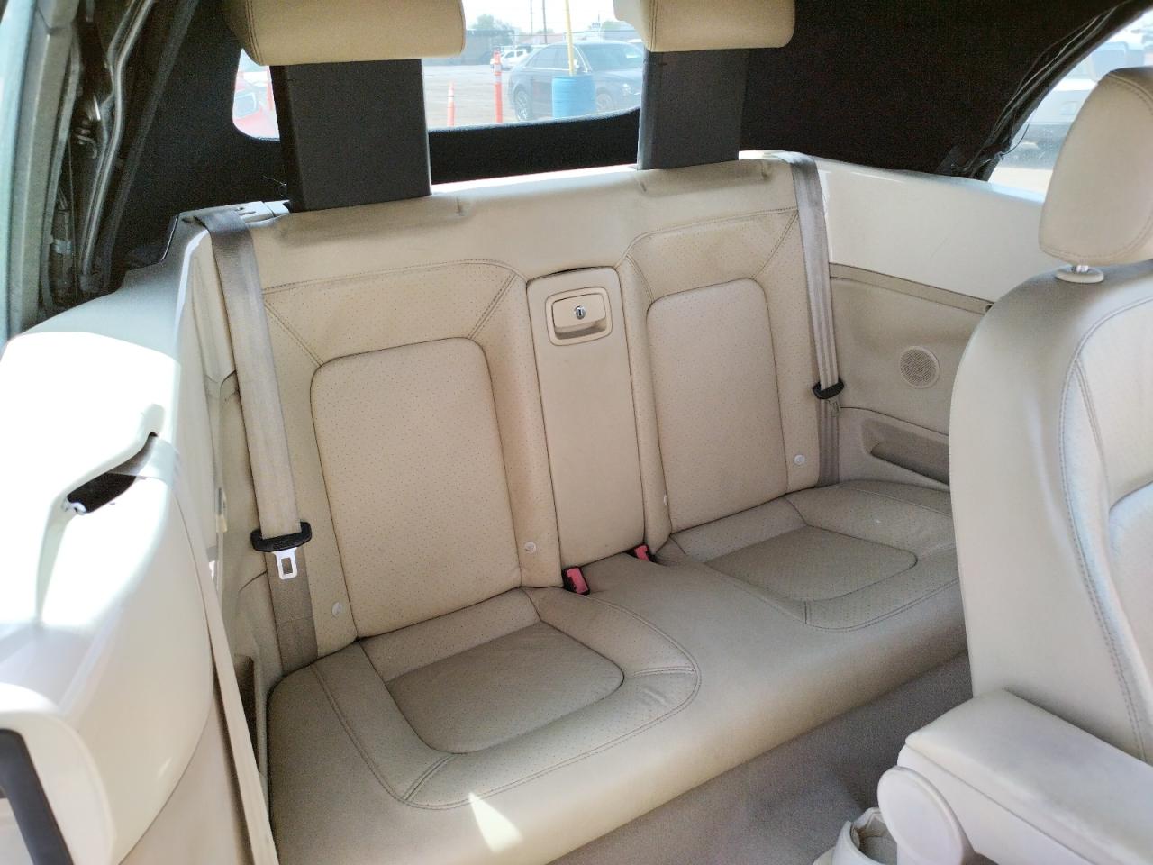 Photo 6 from auction – 2007 VOLKSWAGEN NEW BEETLE with VIN 3VWSF31Y07M415353